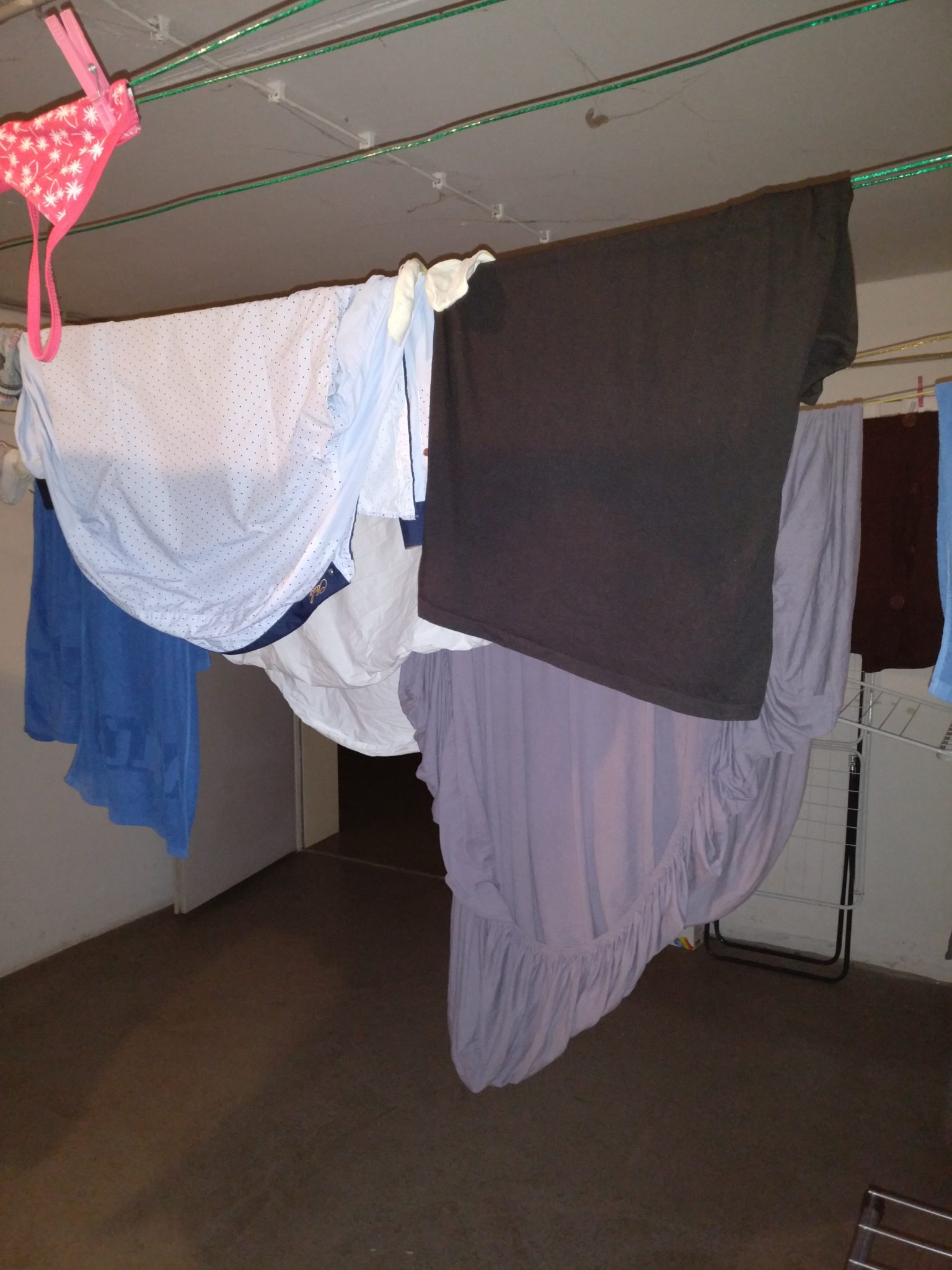 Wäsche aufhängen Lagebilder